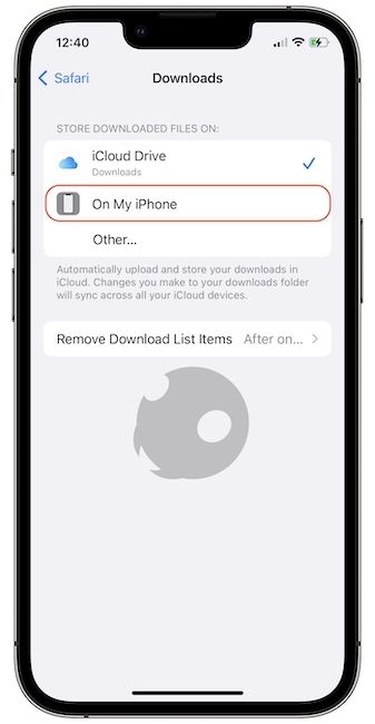 Change Safari default download location to iPhone storage 4