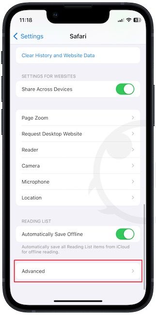 Choosing Advanced option in Safari Settings on iPhone