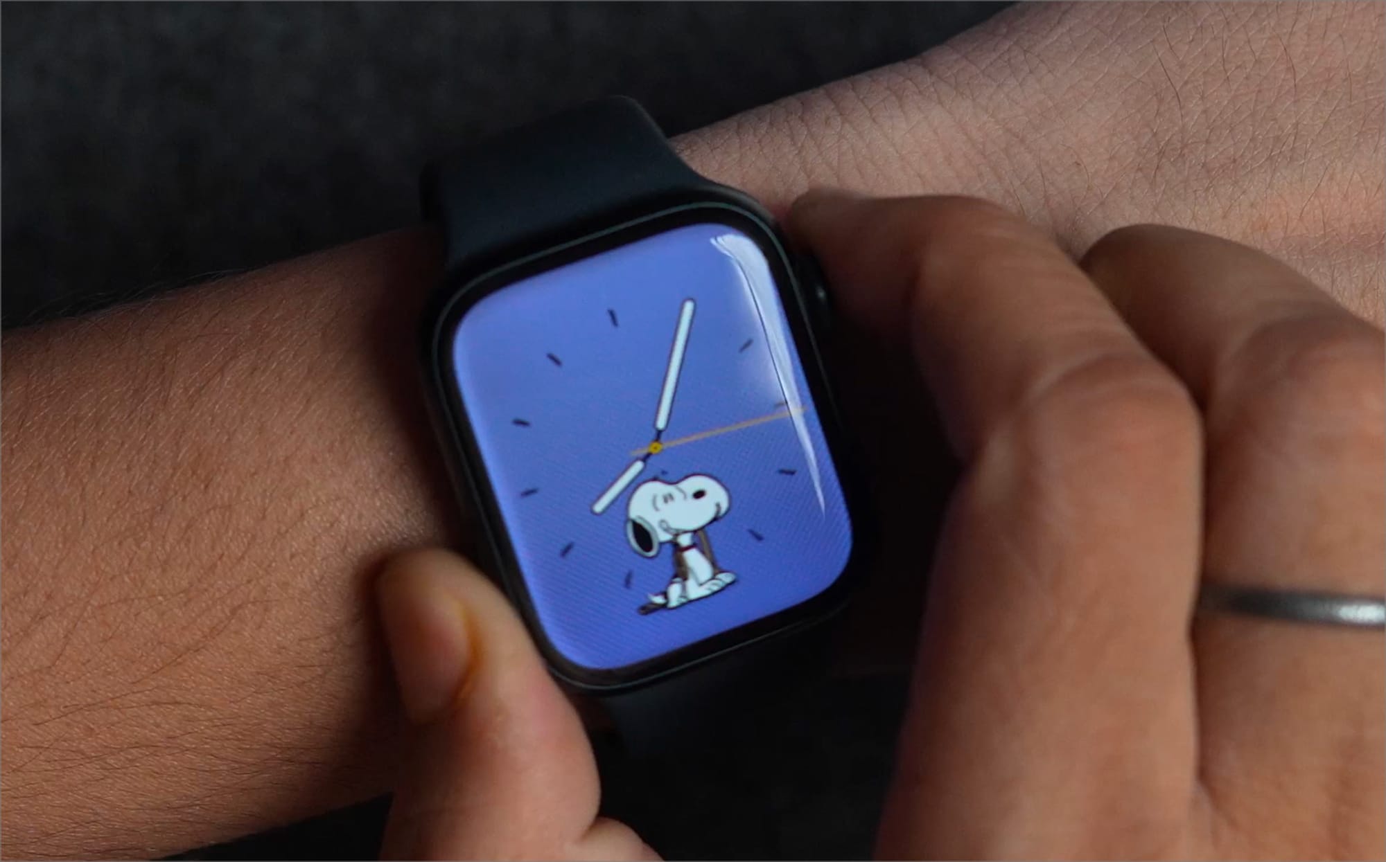 Pressing the digital crown on Apple Watch