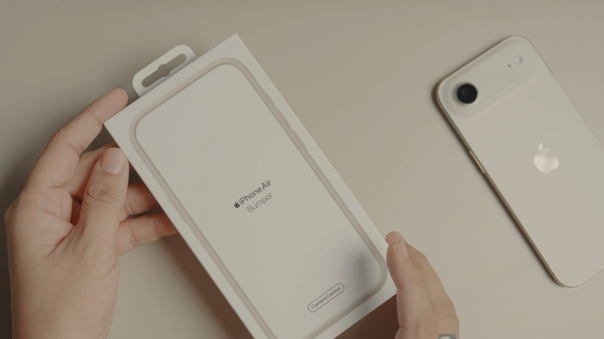 iPhone Air Bumper packaging