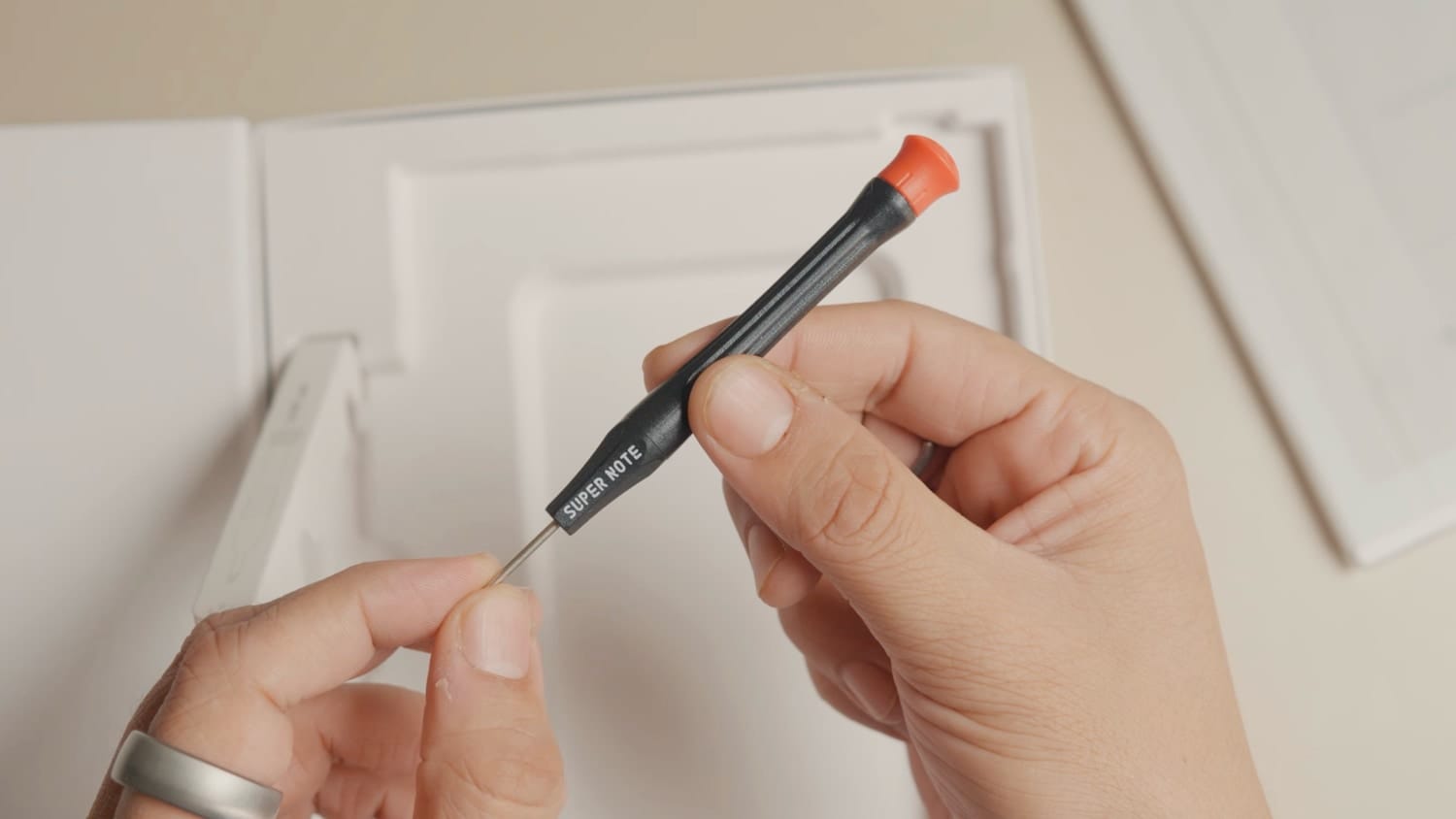 Supernote Nomad screwdriver in the box