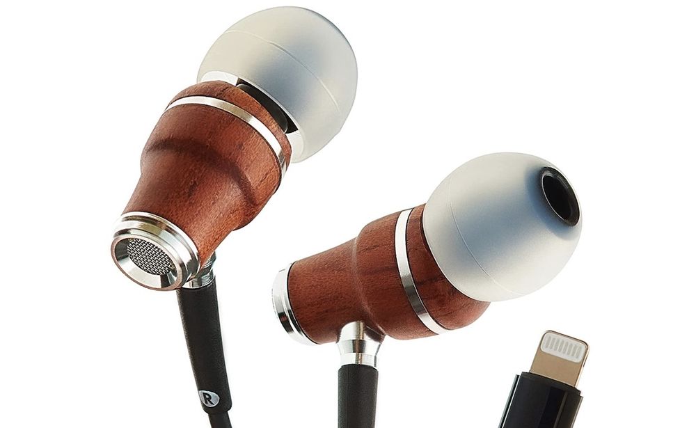 7 Best Lightning Headphones and Earbuds in 2024