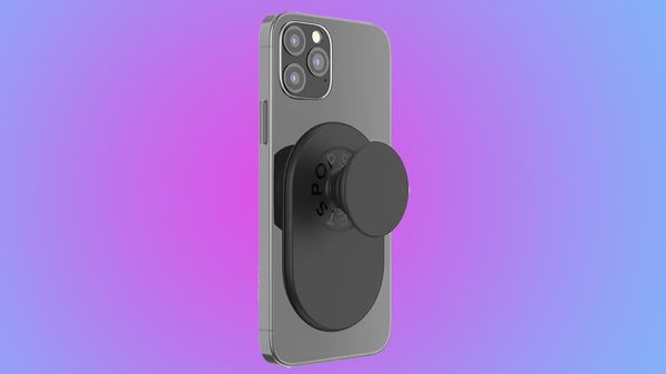 iPhone with pop socket phone grip